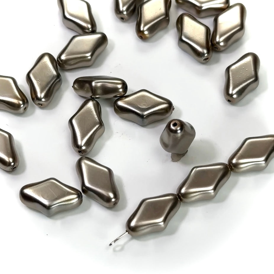 Czech Fancy Rhombus Glass Pearls 18x11mm Beige Mink color 20 pieces CL177