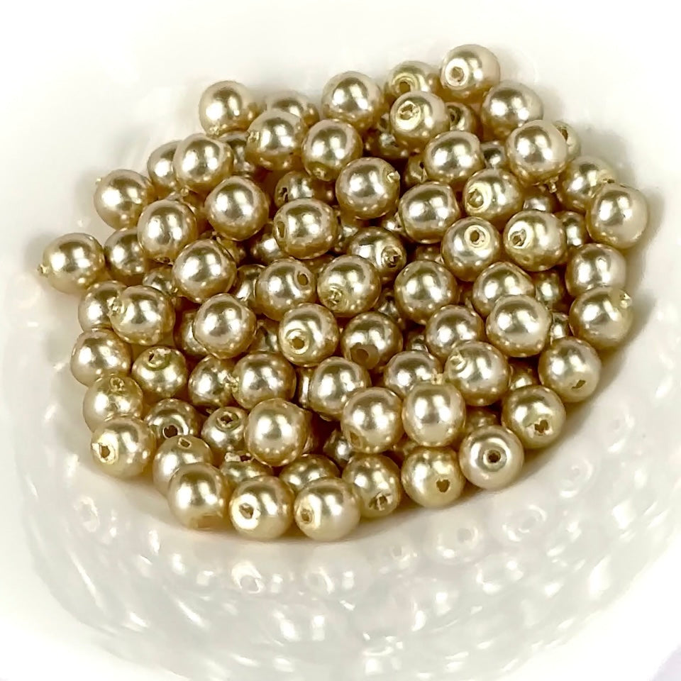 Czech Pressed Druk Round Smooth Glass Beads 4mm Light Green Pearl 100 pieces CL850