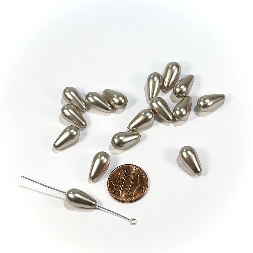 Czech Pear Shaped Glass Pearls 15x8mm Beige Mink Pearl color 16 pieces CL973