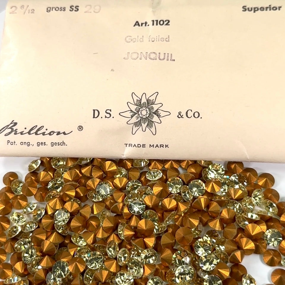 Swarovski Art.# 1102 - Jonquil Gold Foiled Vintage Brillion Rhinestones 360pcs size ss29 SW066