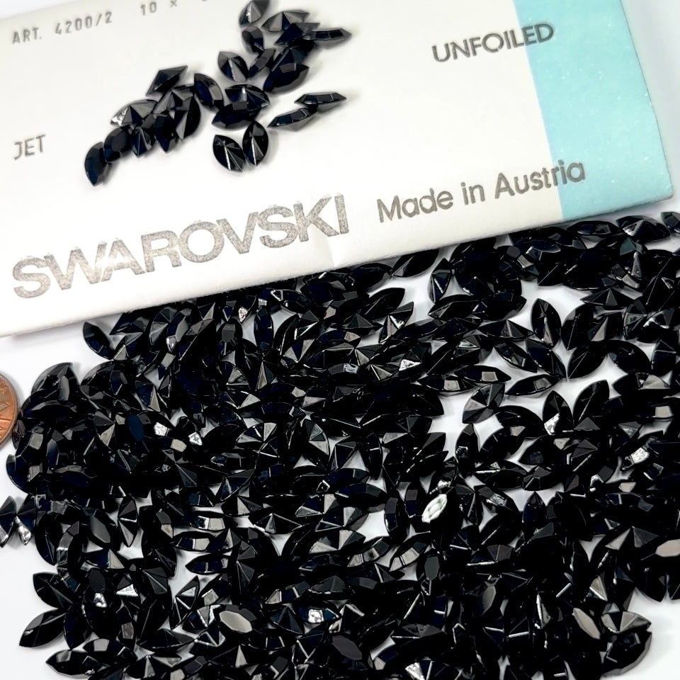 Swarovski Art.# 4200/2 TTC - Jet black Unfoiled Table Cut Navette Pointed Back Stones in size 10x5mm 360pcs SW074