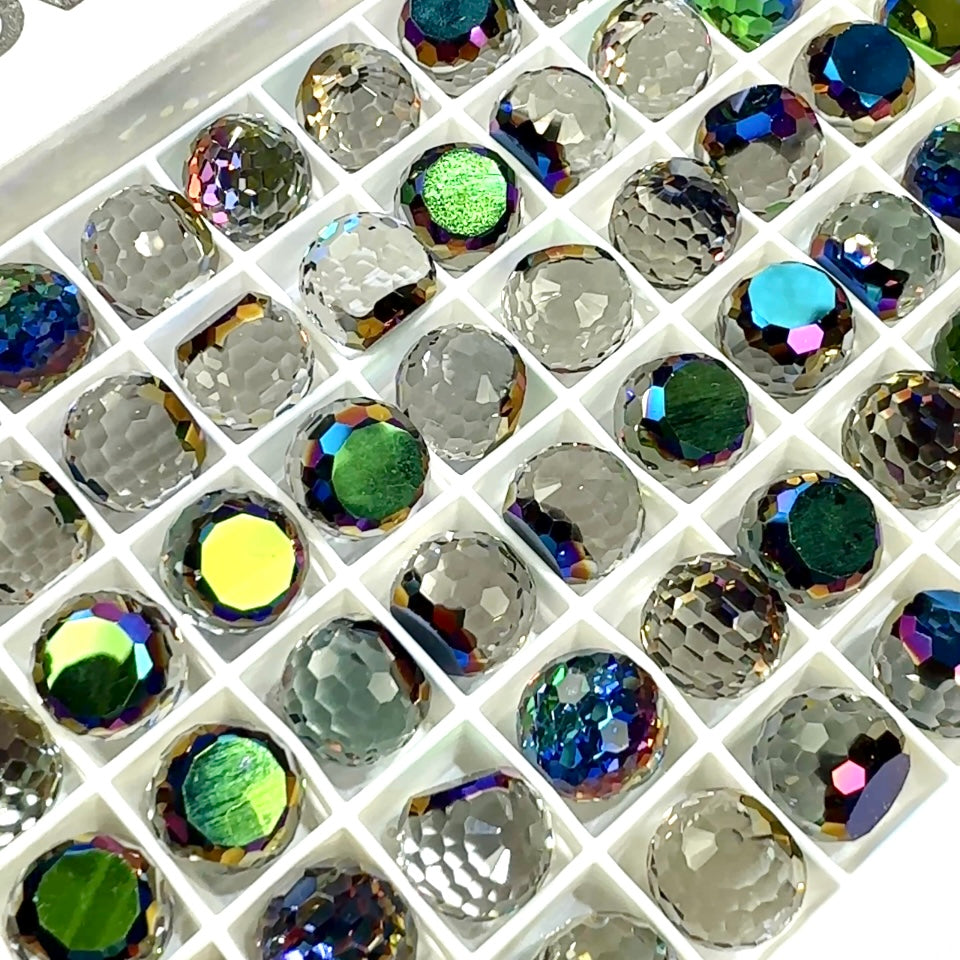 Swarovski Art.# 4861 - Crystal Green Sphinx coated 3/4 Fireball Fancy Stones 144pcs size 10mm in original package SW116