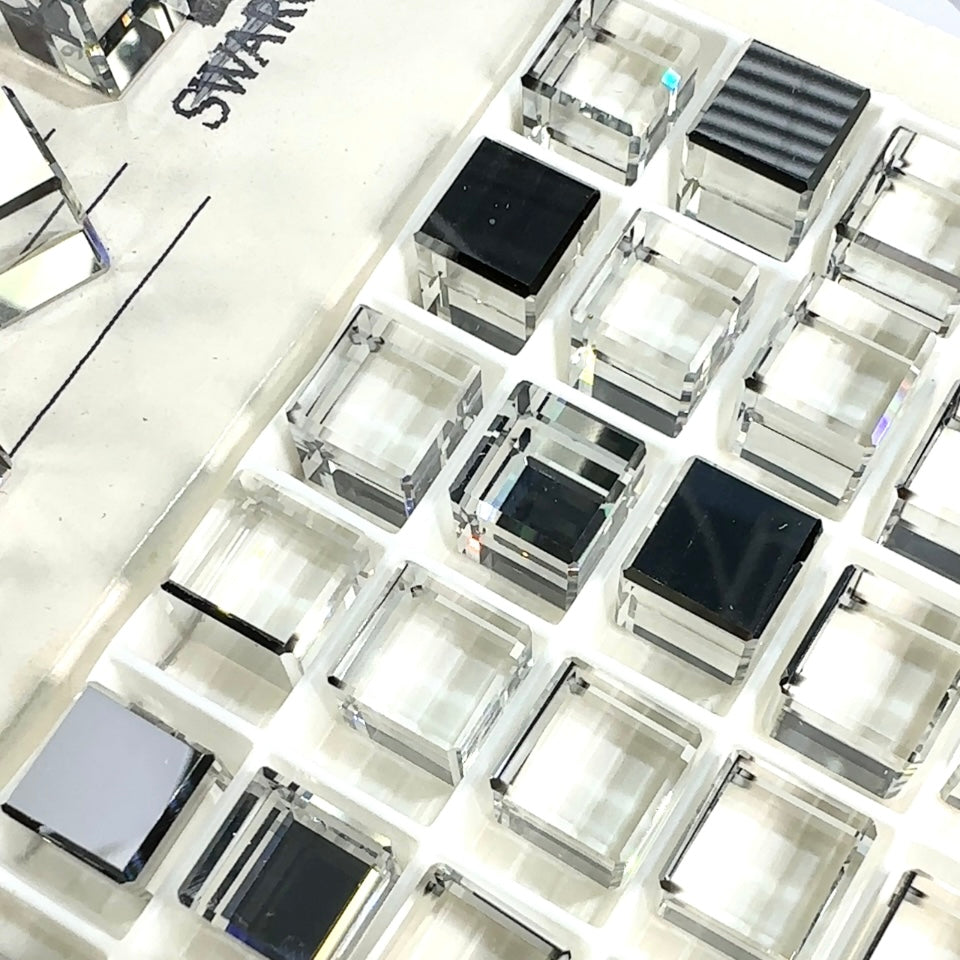 Swarovski Art.# 4840 - Crystal CAL Cube Fancy Stones 6pcs size 10mm SW138