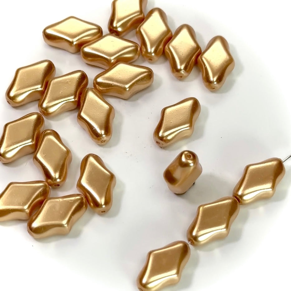 Czech Fancy Rhombus Glass Pearls 18x11mm Gold color 20 pieces CL176