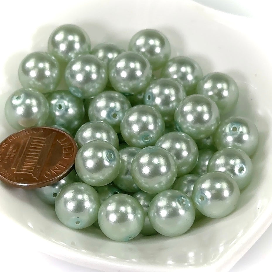Czech Round Glass Pearls 10mm Light Chrysolite Pearl color 40 pieces CL426
