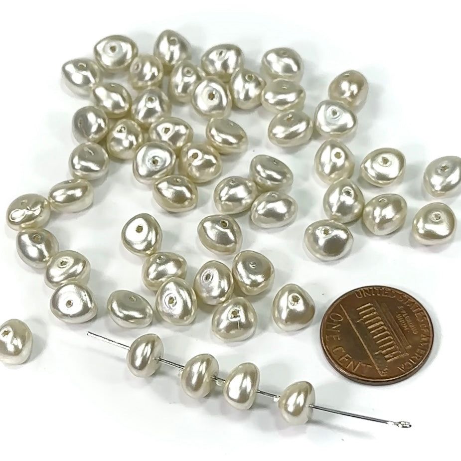 Czech Pressed Center Drilled Spacer Glass Pearls 8x5mm Off White Viridian 50pcs CL510