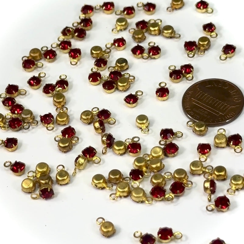 Vintage Swarovski Chaton Rhinestones in 1-loop Unplated Closed Back Pendant Settings 4mm Siam red 72 pieces SW028