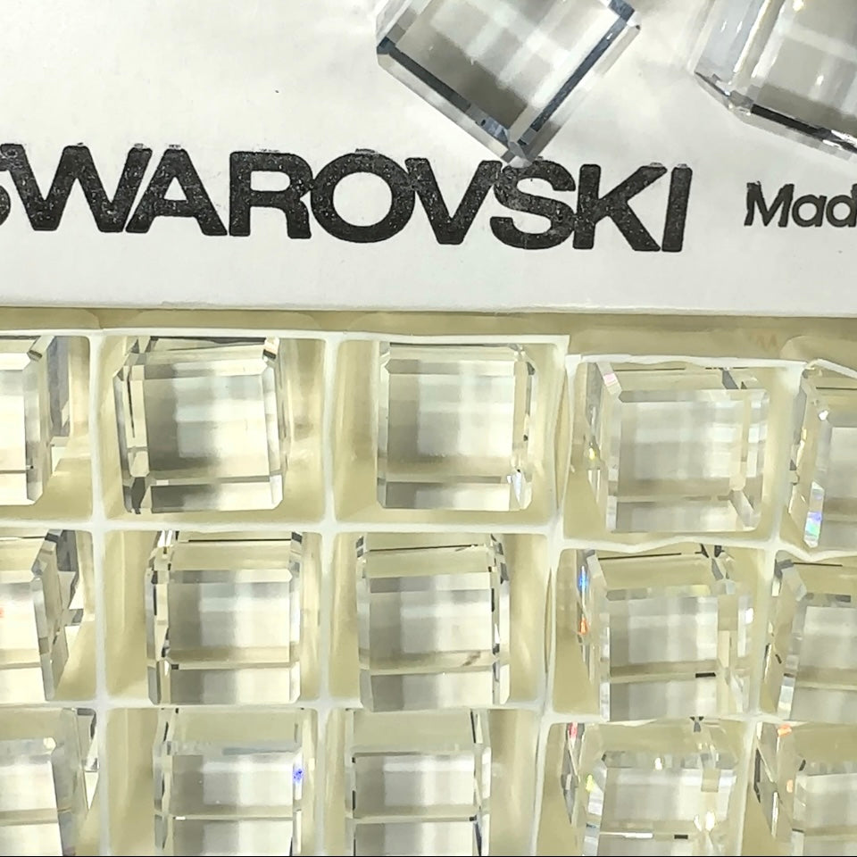 Swarovski Art.# 4840 - Crystal clear Cube Fancy Stones 4pcs size 14mm SW141