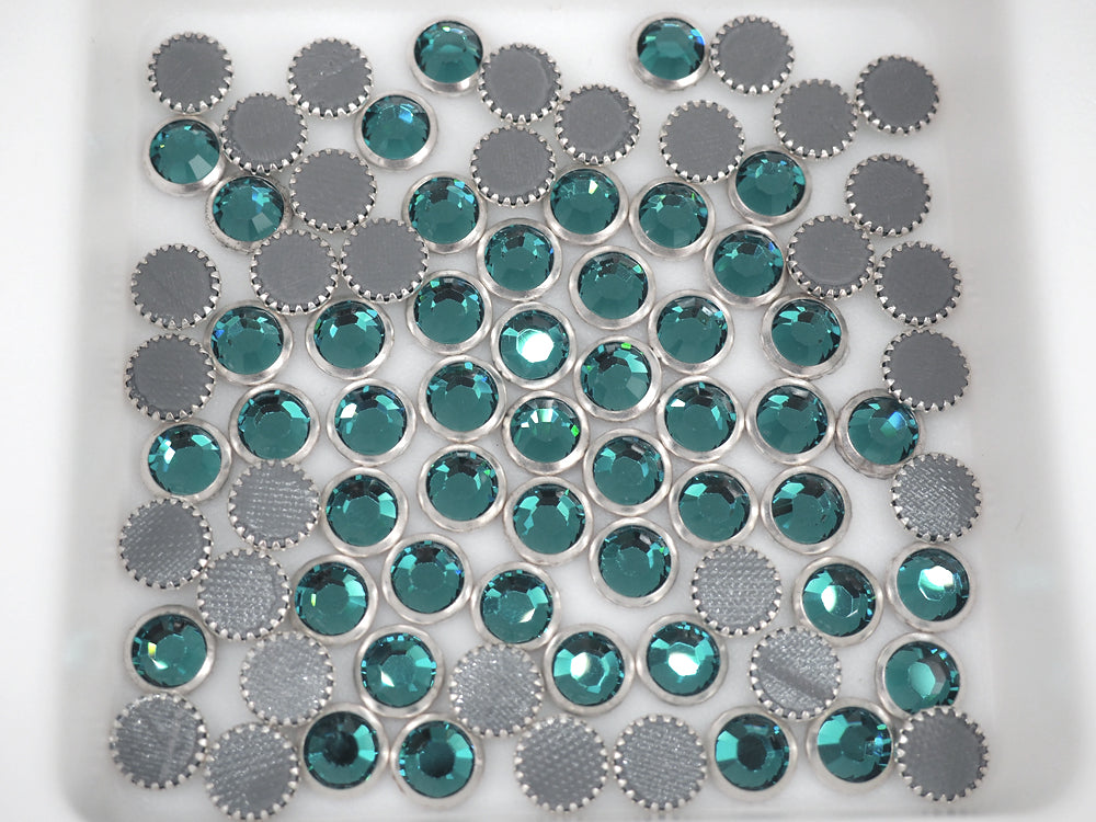 Swarovski Art.# 2029HF - Blue Zircon Silver Rimmed HotFix Rhinestone Flatbacks, 7mm 34ss ss34