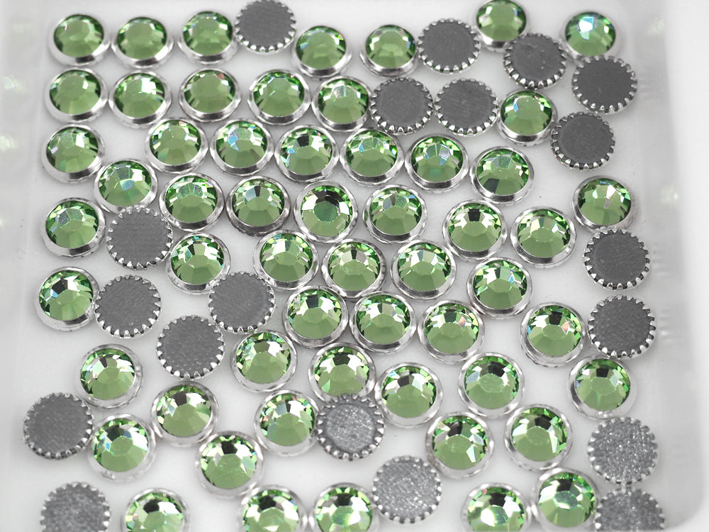 Swarovski Art.# 2029HF - Peridot Silver Rimmed HotFix Rhinestone Flatbacks, 7mm 34ss ss34