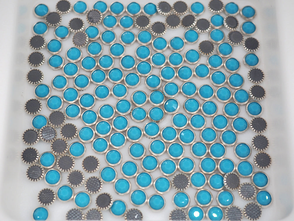 Swarovski Art.# 2029HF - Turquoise Silver Rimmed HotFix Rhinestone Flatbacks, 5mm 20ss ss20