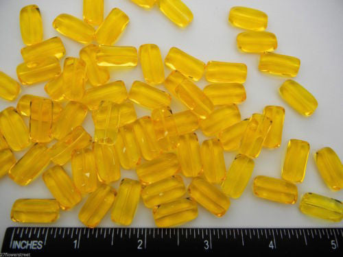 Citrine yellow, Preciosa Czech glass twisted rectangle beads 18x9mm, 12 pcs, zz 24