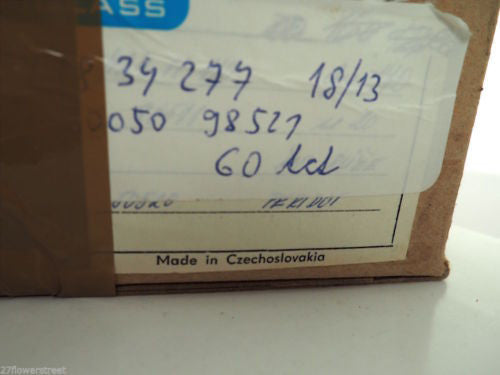 6 Vintage Czechoslovakian Glass Table Cut Octagons 18x13mm Peridot AB, P04 green