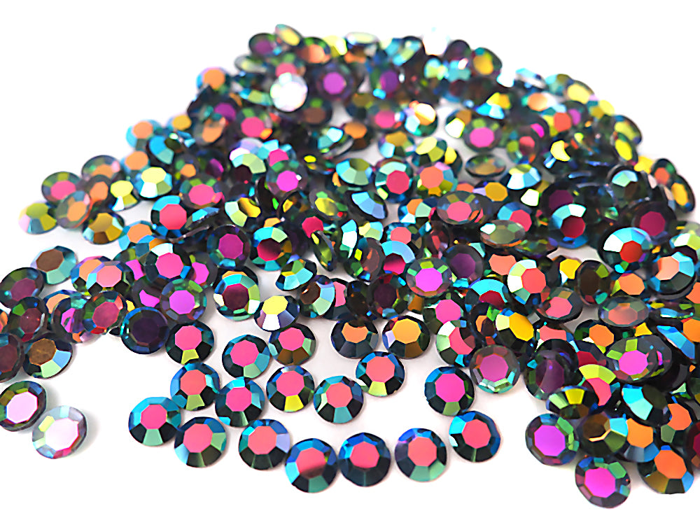 Crystal Vitrail Metallic, Preciosa 8-faceted Chaton Roses Article 438-11-110 (8-ft Rhinestone Flatbacks), Genuine Czech Crystals, multi green rainbow