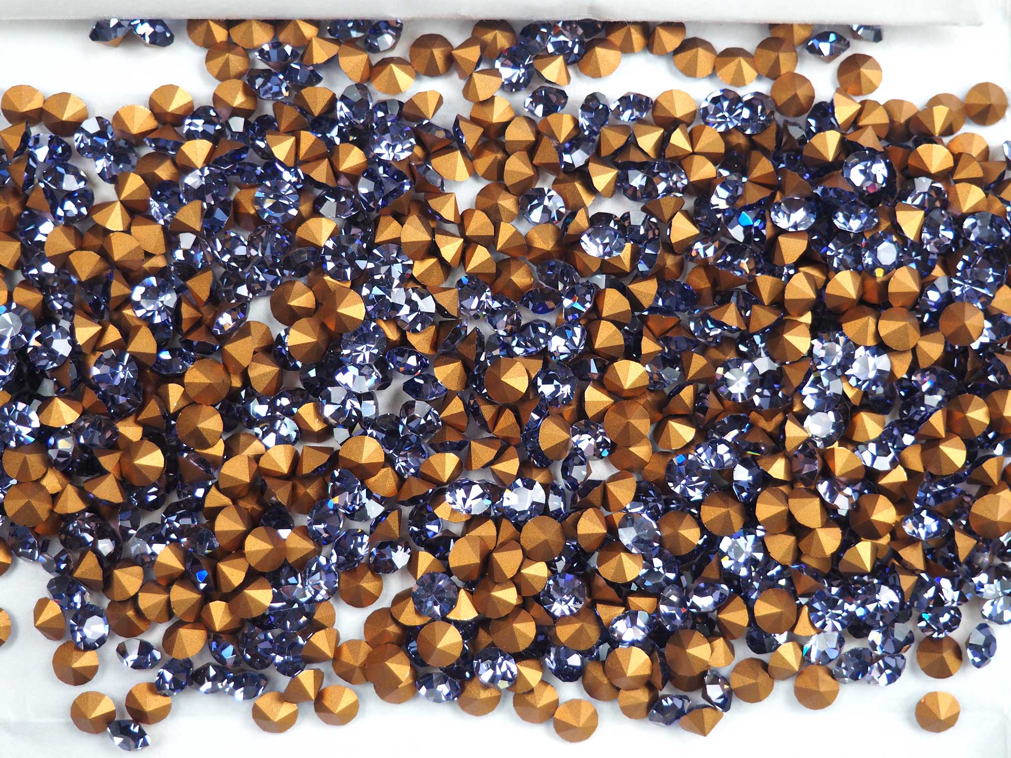 Tanzanite, Preciosa Genuine Czech Pointed Back Chatons in size ss24, 144 pieces, Gold Foiled, P647