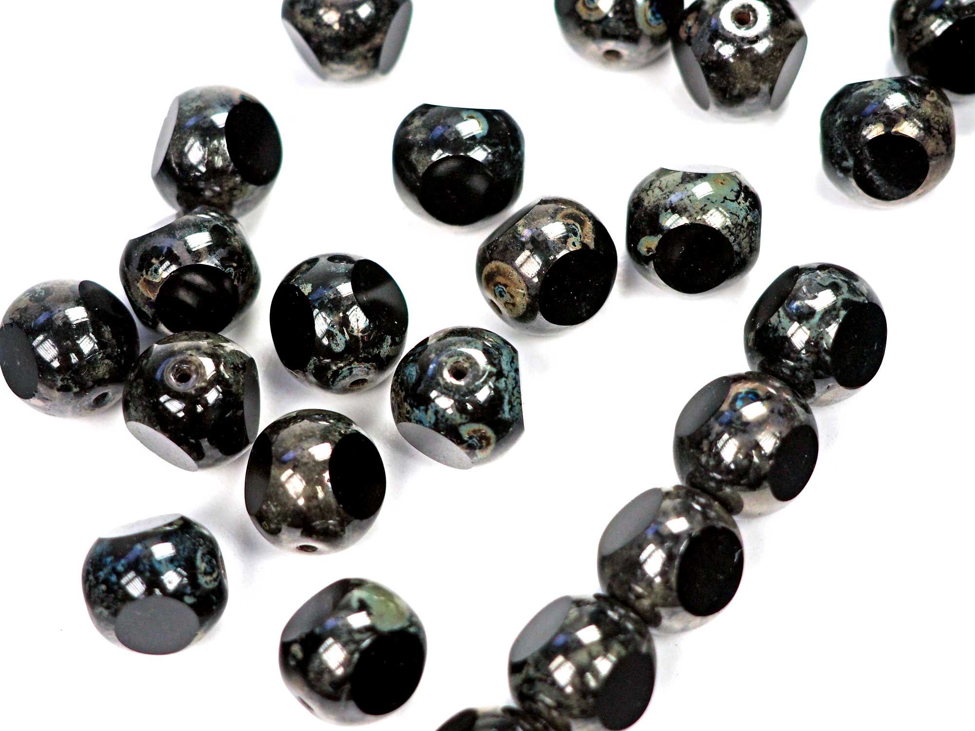Czech glass skull beads 8pc shiny opaque white black 12mm – Orange Grove  Beads