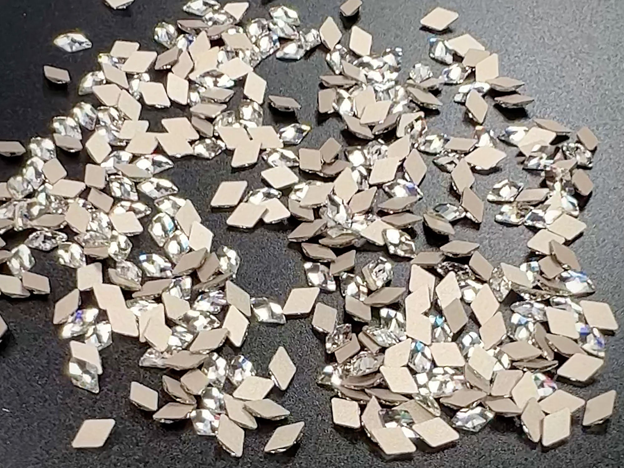 Crystal , Preciosa Czech MC Rhombus Flatback Stones Style #438-24-301 Silver Foiled, size 6x4mm, 24 pieces, P909