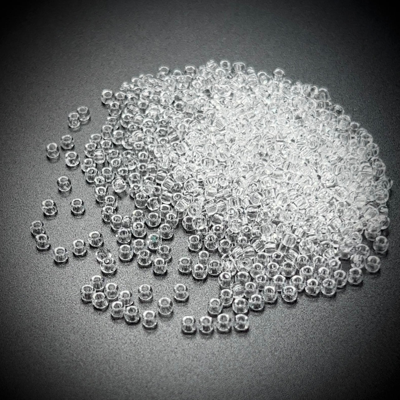 Rocailles size 8/0 (3mm) Clear Crystal, Preciosa Ornela Traditional Czech Glass Seed Beads, 30grams (1 oz), P971