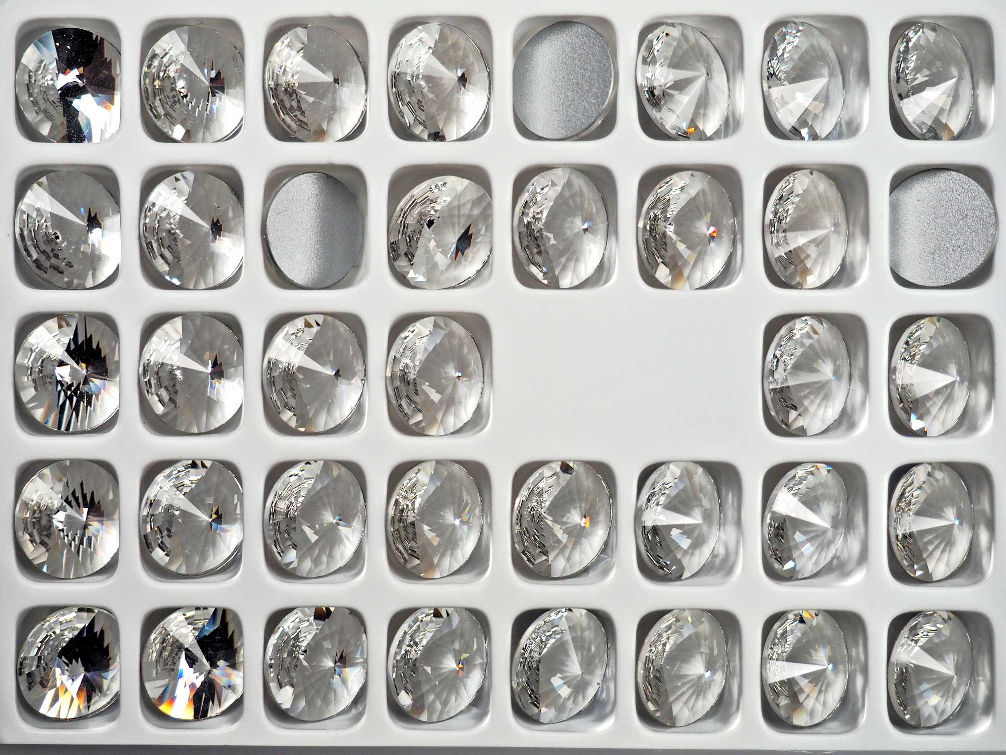 Crystal , Preciosa Czech MC RIVOLI Flatback Stones Style #438-11-301 Silver Foiled, sizes 10mm, 12mm, 14mm and 16mm