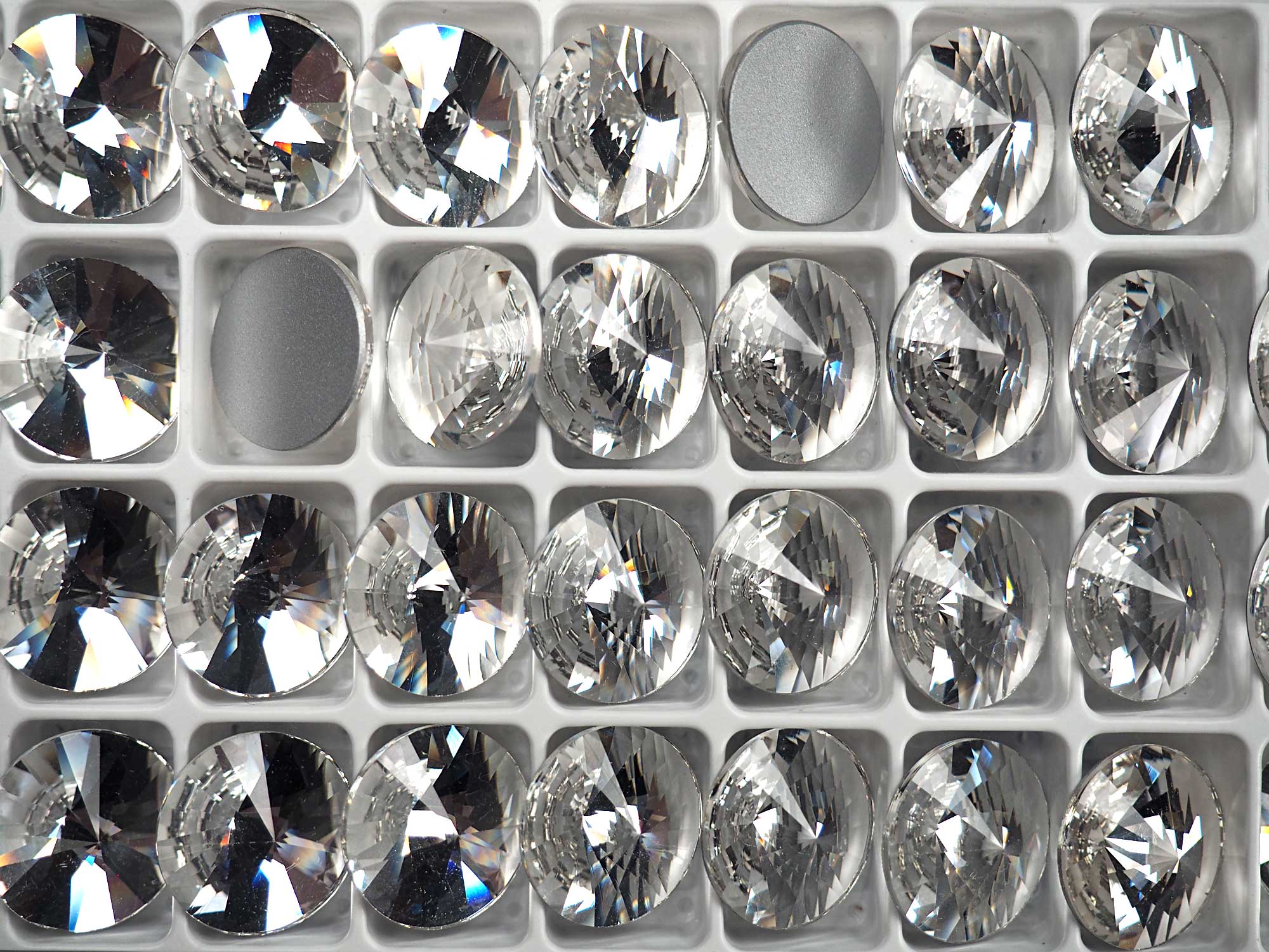 Crystal , Preciosa Czech MC RIVOLI Flatback Stones Style #438-11-301 Silver Foiled, sizes 10mm, 12mm, 14mm and 16mm