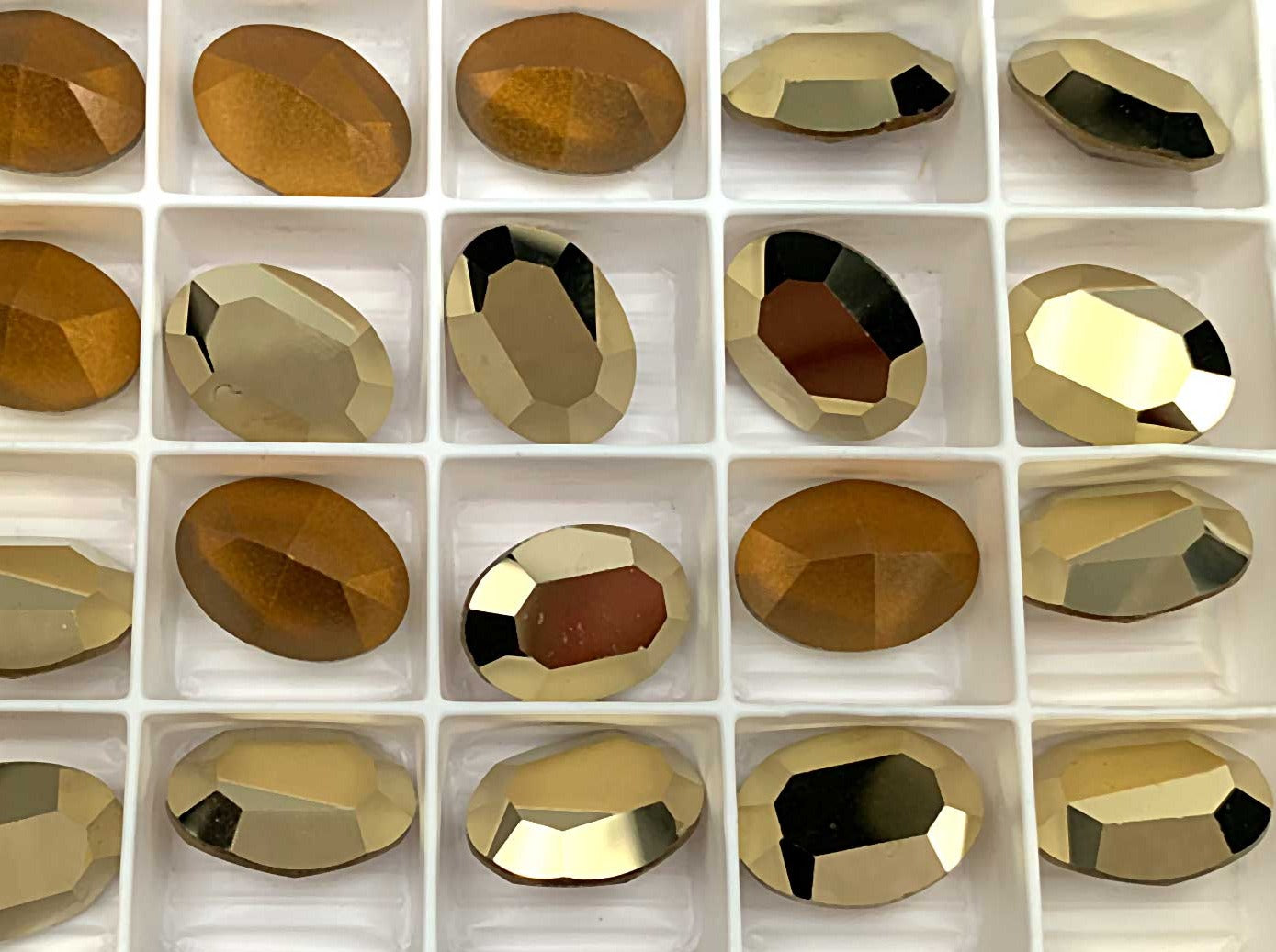 Swarovski Art.# 4100 - Vintage Oval Pointed Back Rhinetones 18x13mm Crystal Aurum Amber Gold custom coated, 4pcs
