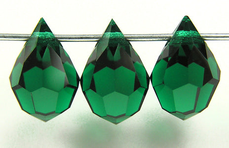 czech-mc-pendants-drop-Medium-Emerald