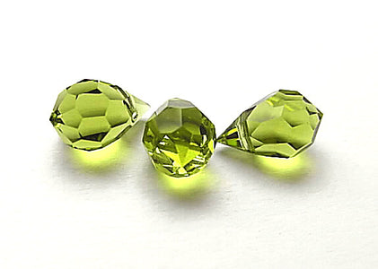 czech-mc-pendants-drop-Olivine