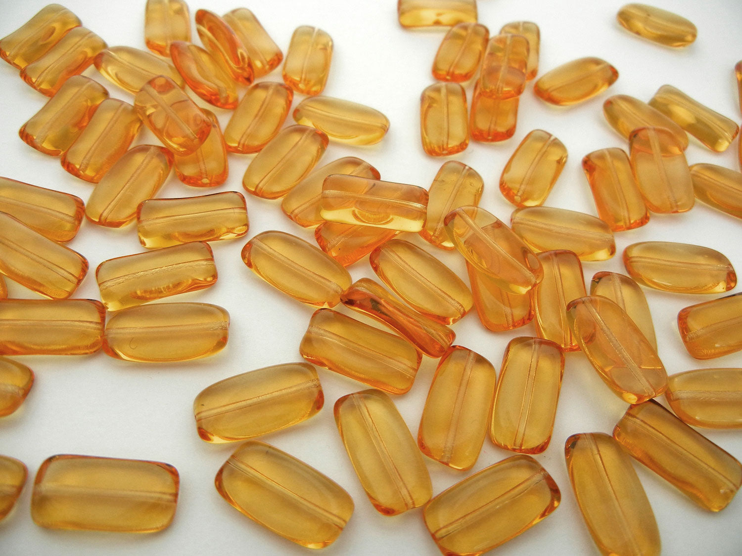 Topaz brown, Preciosa Czech glass twisted rectangle beads 18x9mm, 12pcs, zz 16